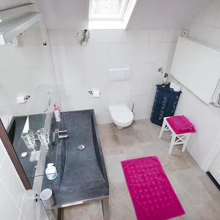 Wijnhoeve Koningbosch B&B 오쇼트